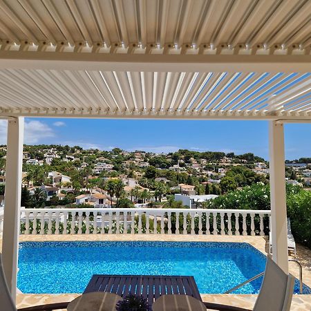 Neu Renovierte Villa Mit Privatem Pool Fusslaeufig Zum Meer 贝尼萨 外观 照片