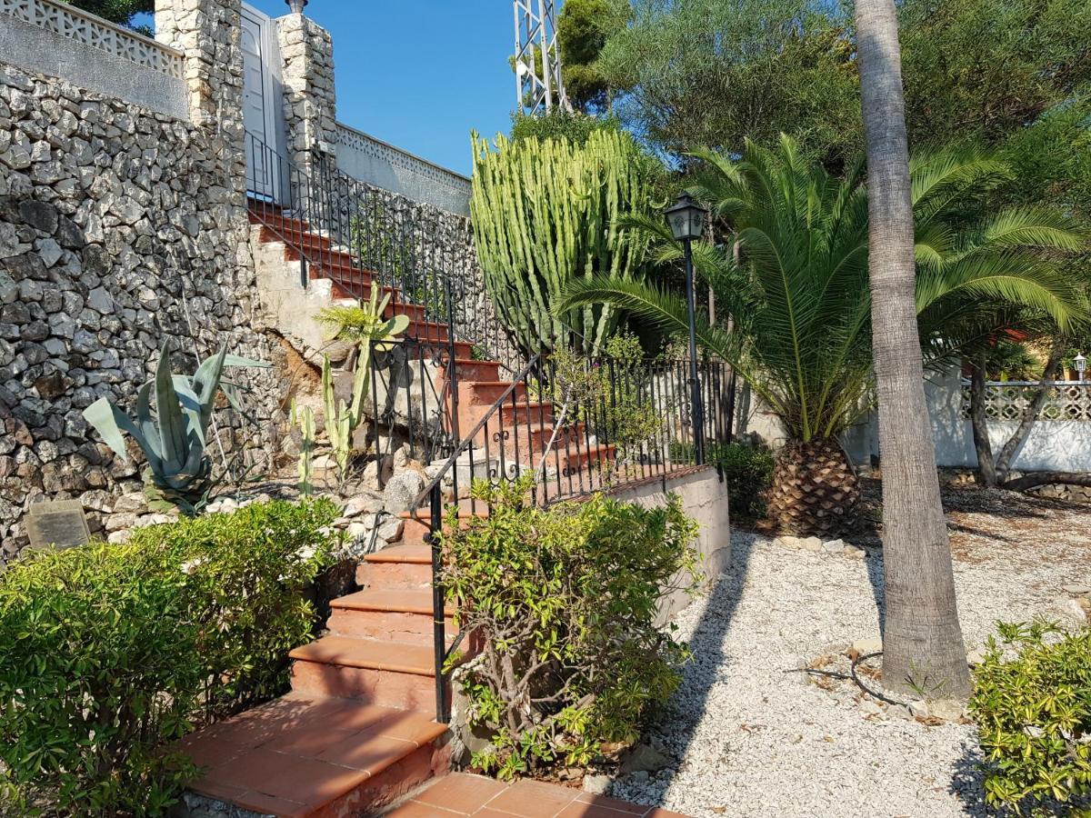 Neu Renovierte Villa Mit Privatem Pool Fusslaeufig Zum Meer 贝尼萨 外观 照片