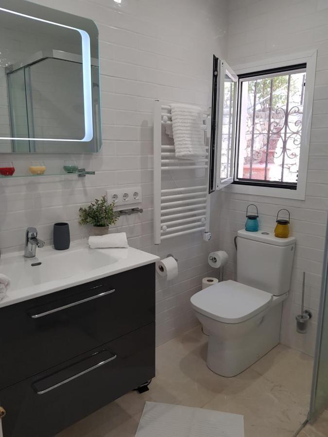 Neu Renovierte Villa Mit Privatem Pool Fusslaeufig Zum Meer 贝尼萨 外观 照片