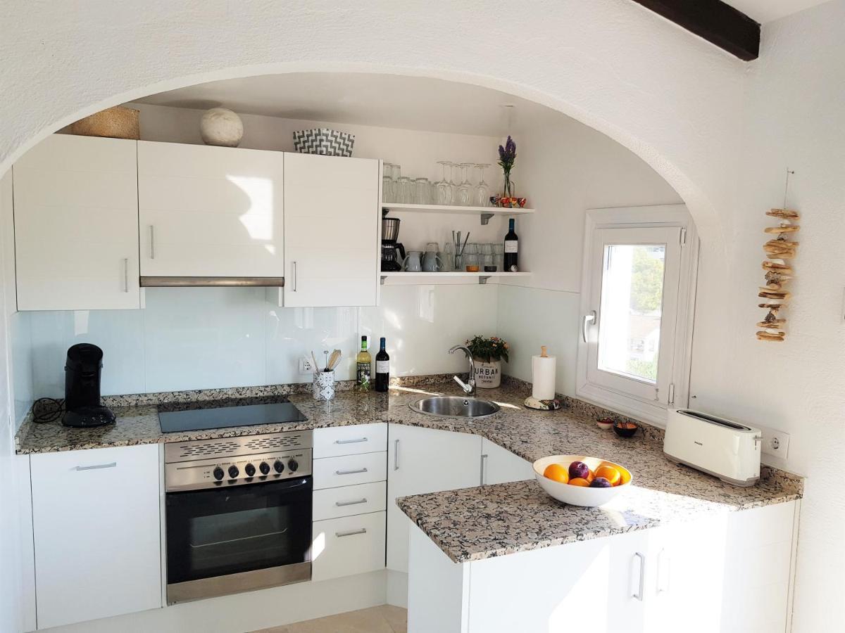 Neu Renovierte Villa Mit Privatem Pool Fusslaeufig Zum Meer 贝尼萨 外观 照片