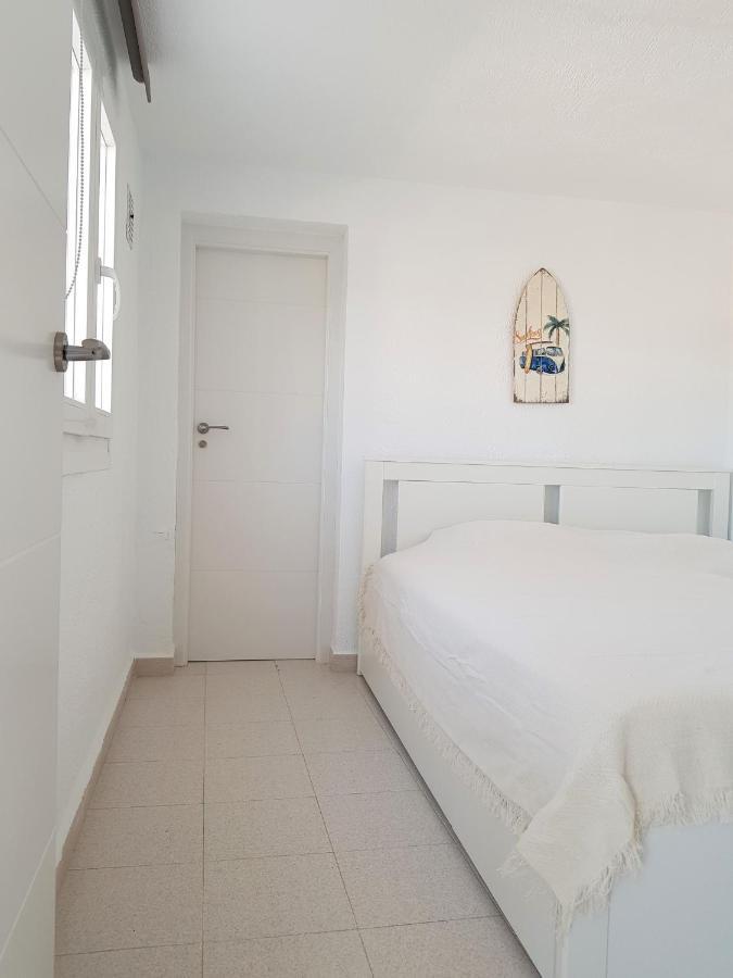 Neu Renovierte Villa Mit Privatem Pool Fusslaeufig Zum Meer 贝尼萨 外观 照片