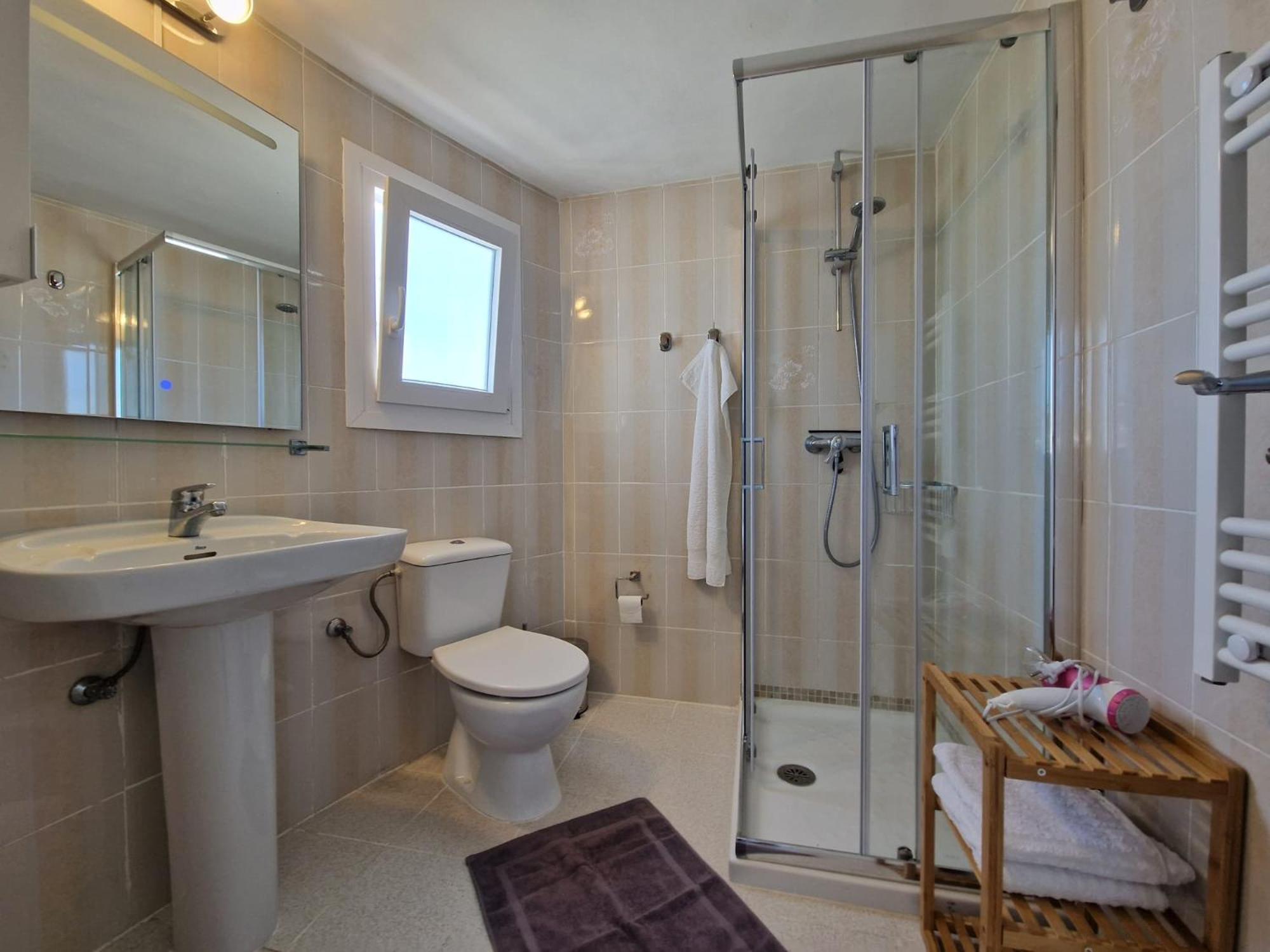 Neu Renovierte Villa Mit Privatem Pool Fusslaeufig Zum Meer 贝尼萨 外观 照片